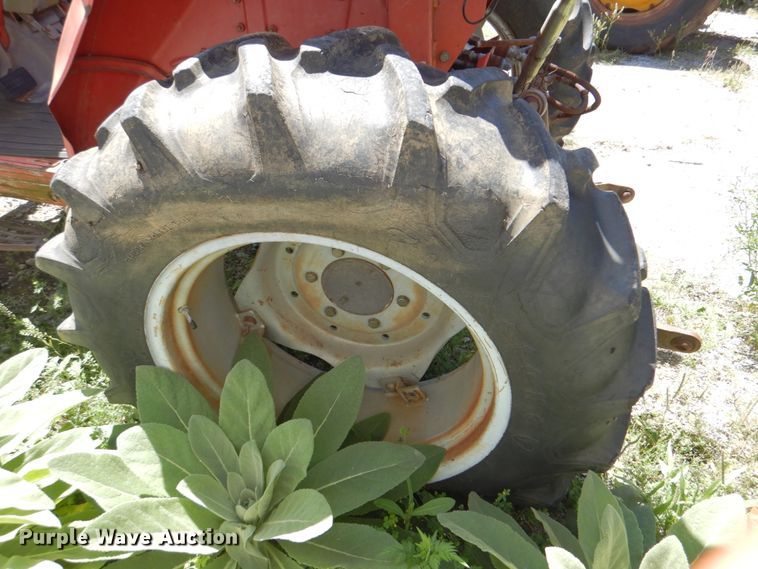 image for item IA9769 Massey Ferguson 1250  tractor