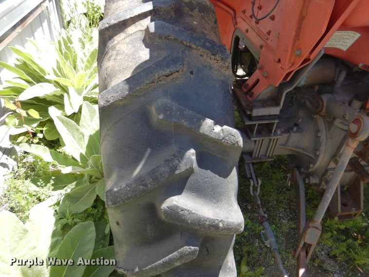 image for item IA9769 Massey Ferguson 1250  tractor