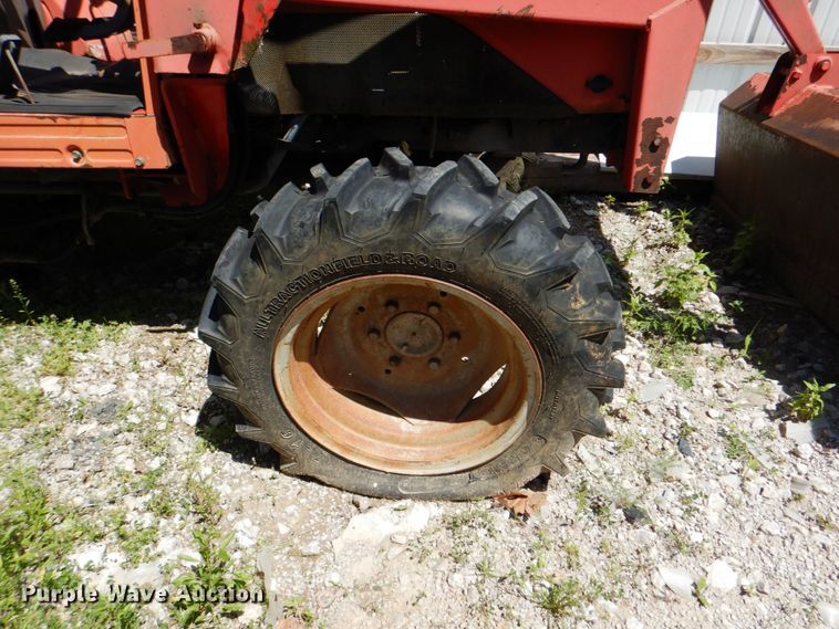 image for item IA9769 Massey Ferguson 1250  tractor