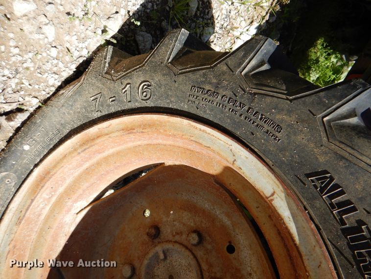 image for item IA9769 Massey Ferguson 1250  tractor