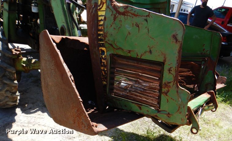 image for item IA9770 John Deere 1250  tractor