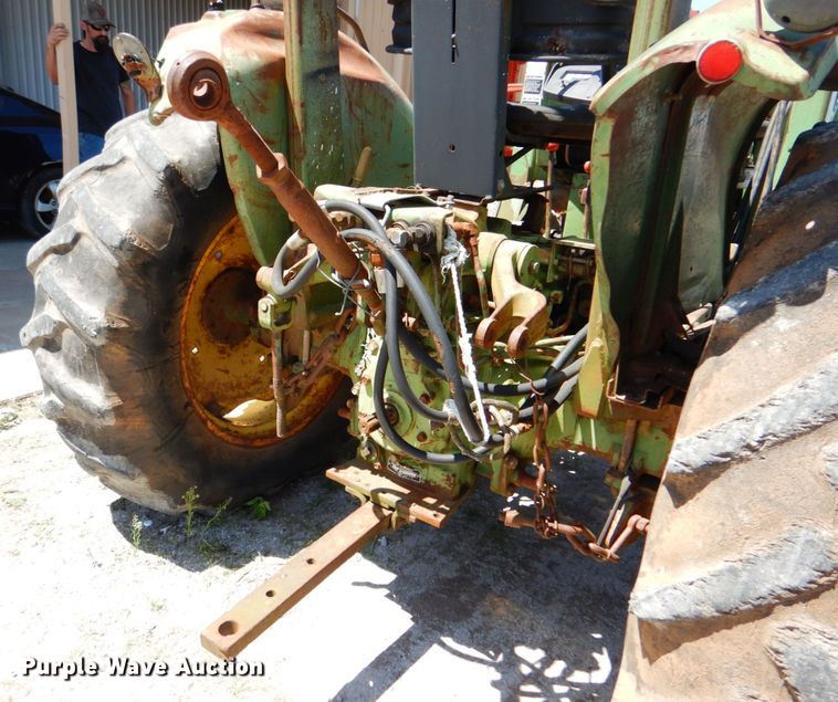 image for item IA9770 John Deere 1250  tractor