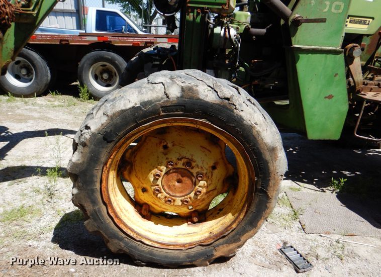 image for item IA9770 John Deere 1250  tractor