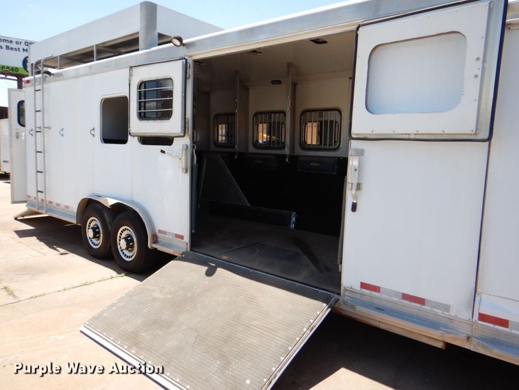 image for item IA9772 2002 Cherokee Industries  livestock trailer