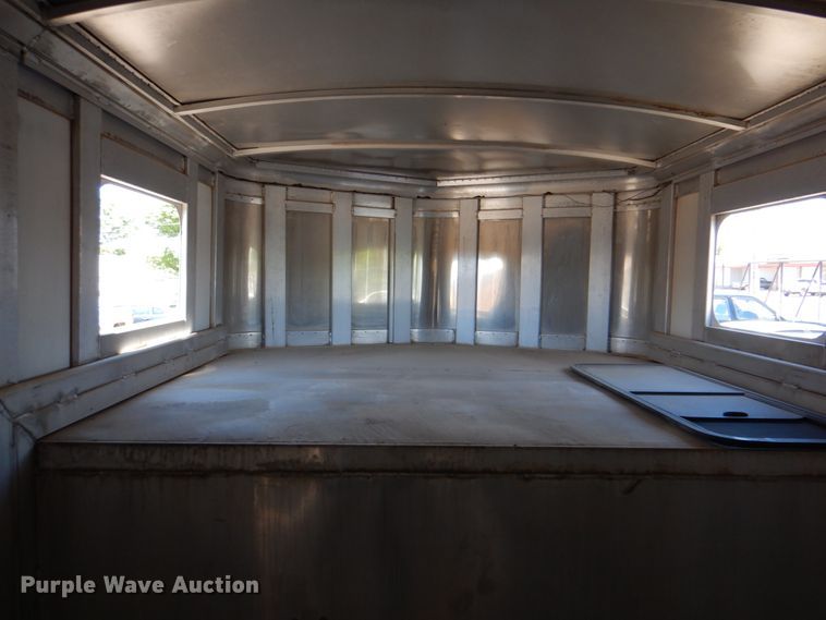 image for item IA9772 2002 Cherokee Industries  livestock trailer