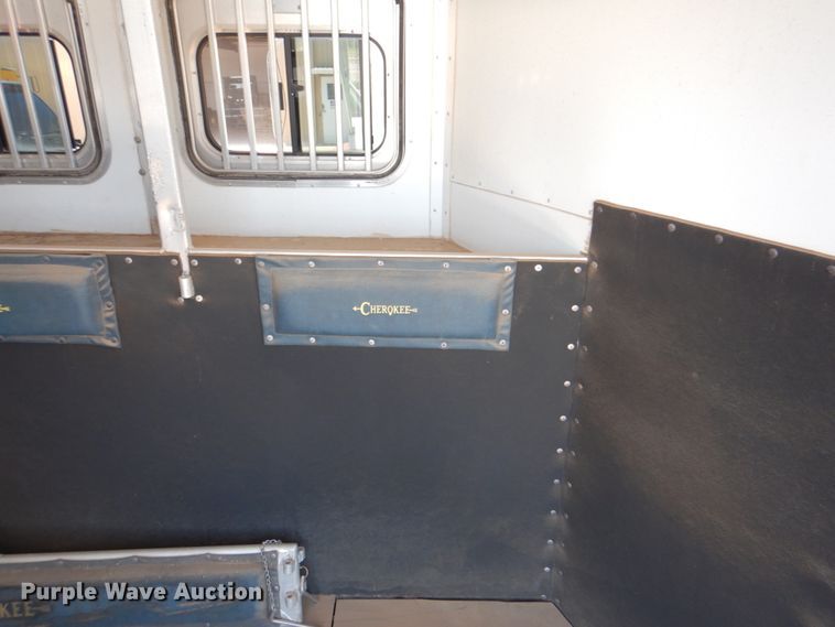 image for item IA9772 2002 Cherokee Industries  livestock trailer