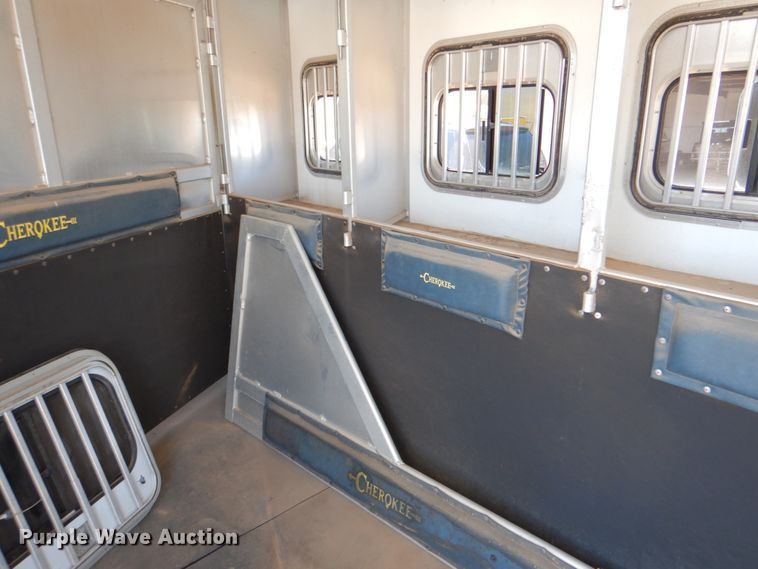 image for item IA9772 2002 Cherokee Industries  livestock trailer