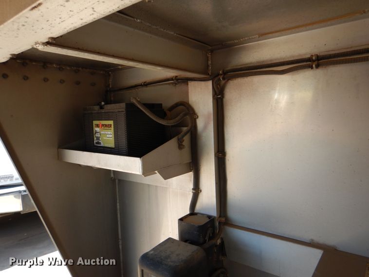 image for item IA9772 2002 Cherokee Industries  livestock trailer