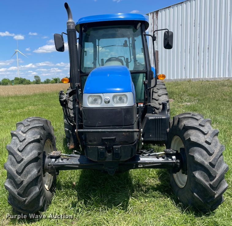 image for item IC9263 2013 New Holland TS6.140  MFWD tractor