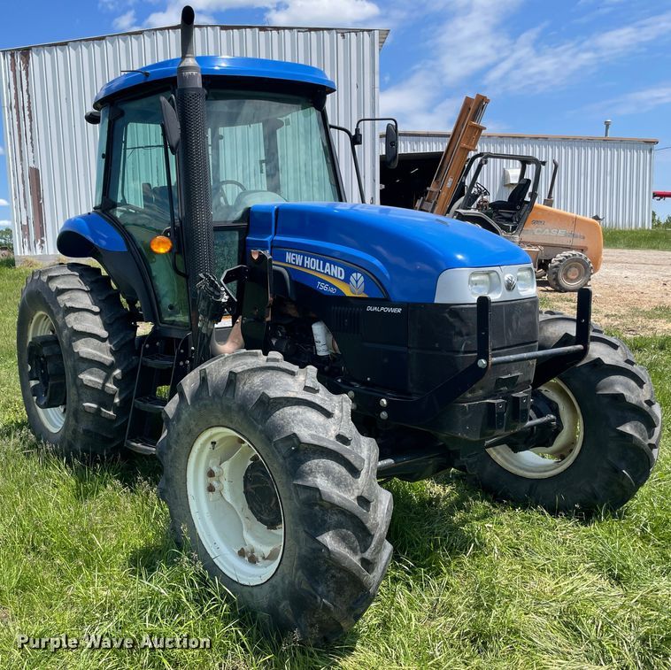 image for item IC9263 2013 New Holland TS6.140  MFWD tractor