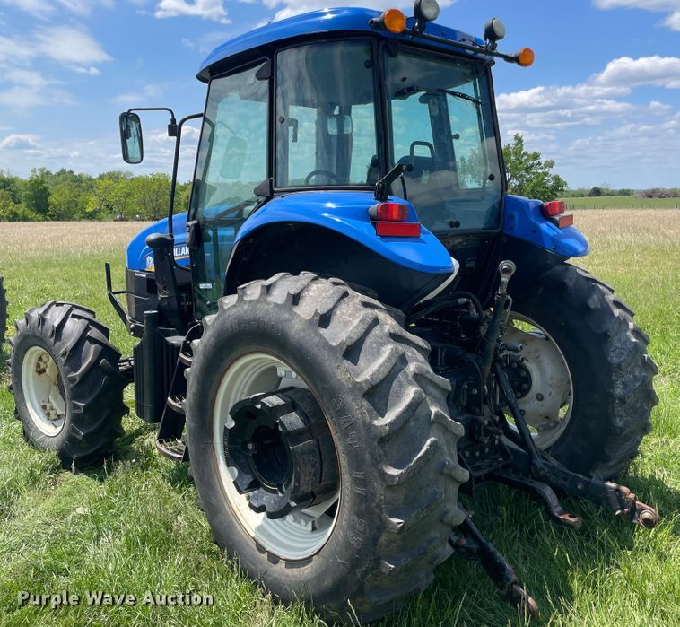image for item IC9263 2013 New Holland TS6.140  MFWD tractor