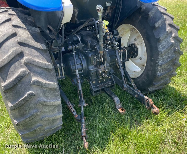 image for item IC9263 2013 New Holland TS6.140  MFWD tractor