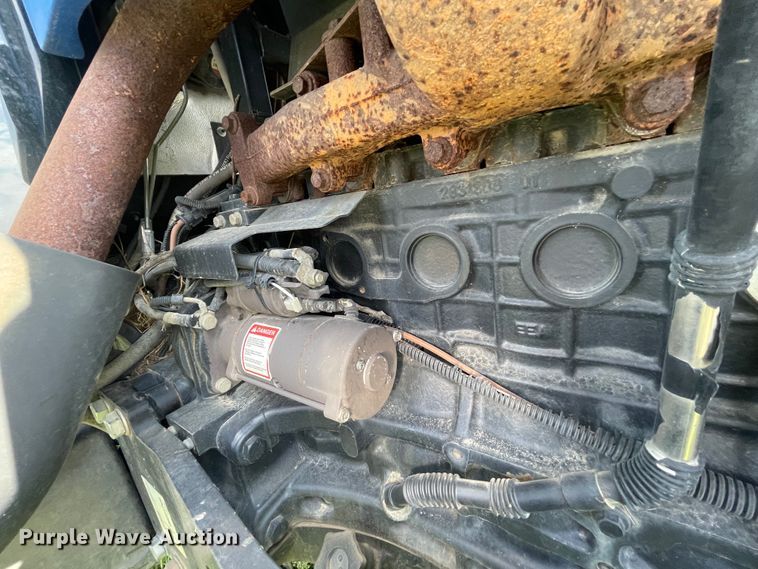 image for item IC9263 2013 New Holland TS6.140  MFWD tractor