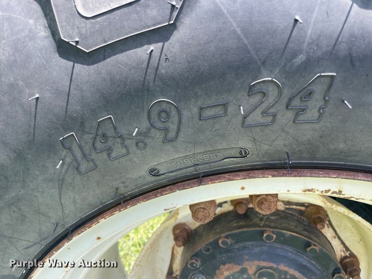 image for item IC9263 2013 New Holland TS6.140  MFWD tractor