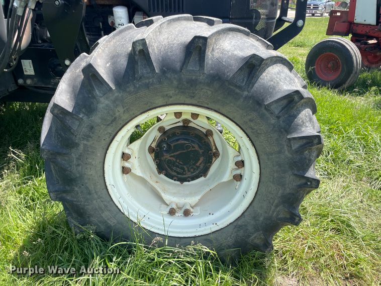 image for item IC9263 2013 New Holland TS6.140  MFWD tractor