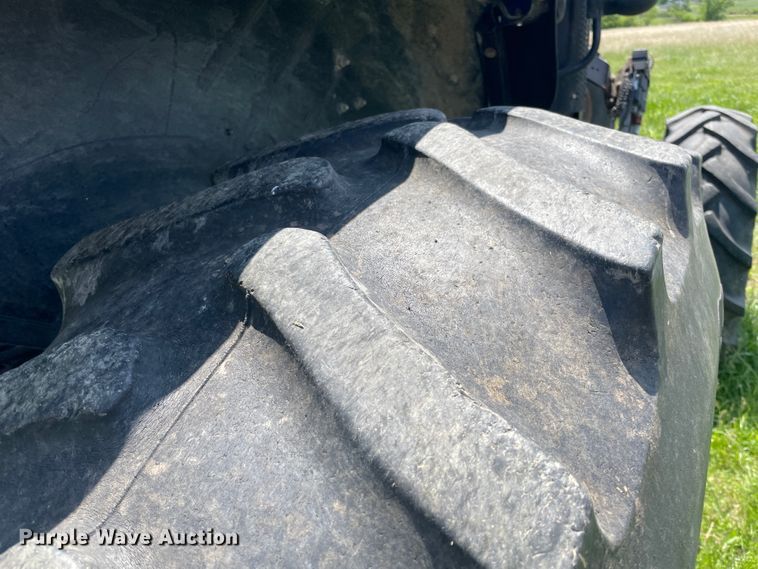 image for item IC9263 2013 New Holland TS6.140  MFWD tractor