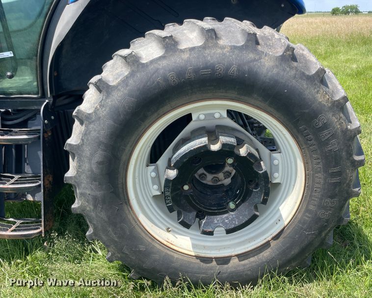 image for item IC9263 2013 New Holland TS6.140  MFWD tractor