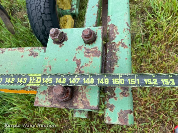 image for item IC9321 John Deere  chisel