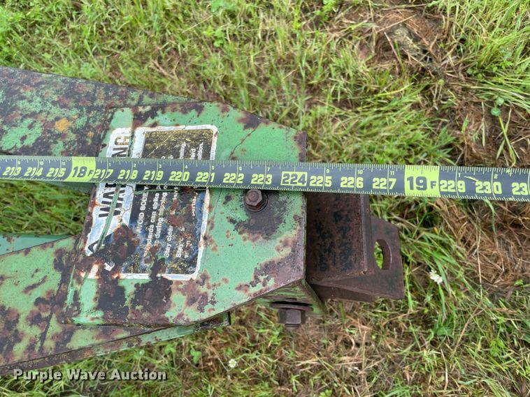 image for item IC9321 John Deere  chisel