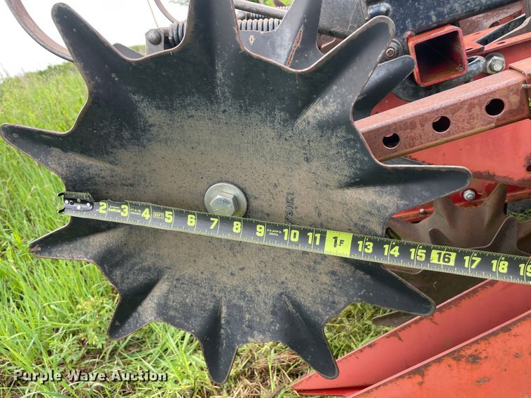 image for item IC9322 Case IH  row crop cultivator