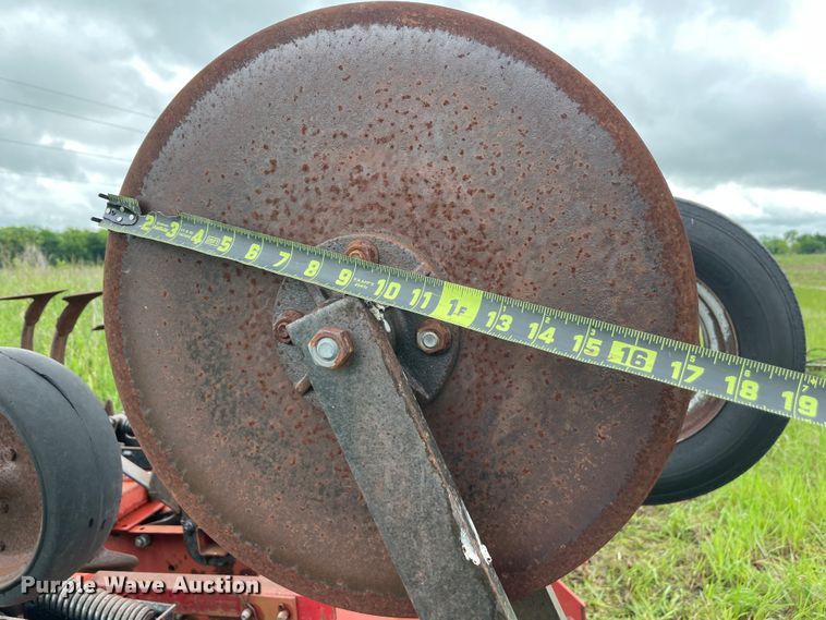image for item IC9322 Case IH  row crop cultivator