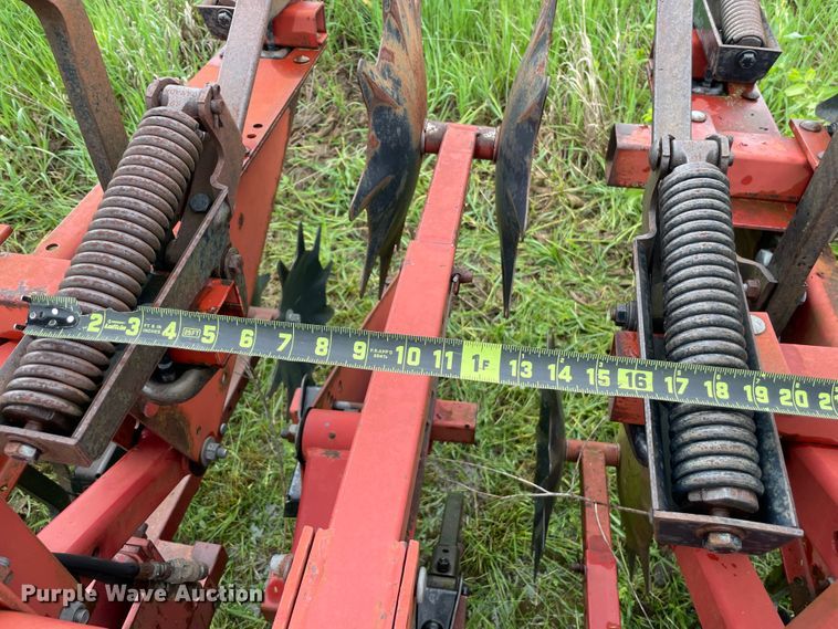 image for item IC9322 Case IH  row crop cultivator