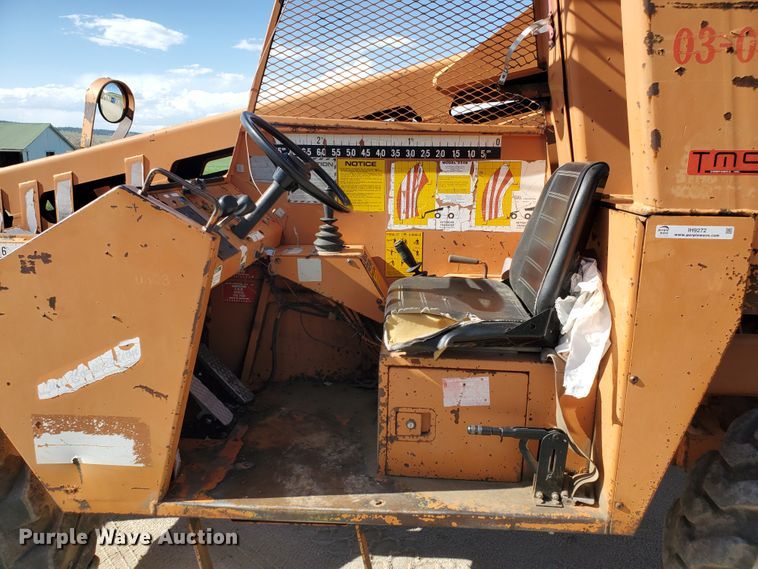 image for item IH9272 Lull 844B Highlander  telehandler