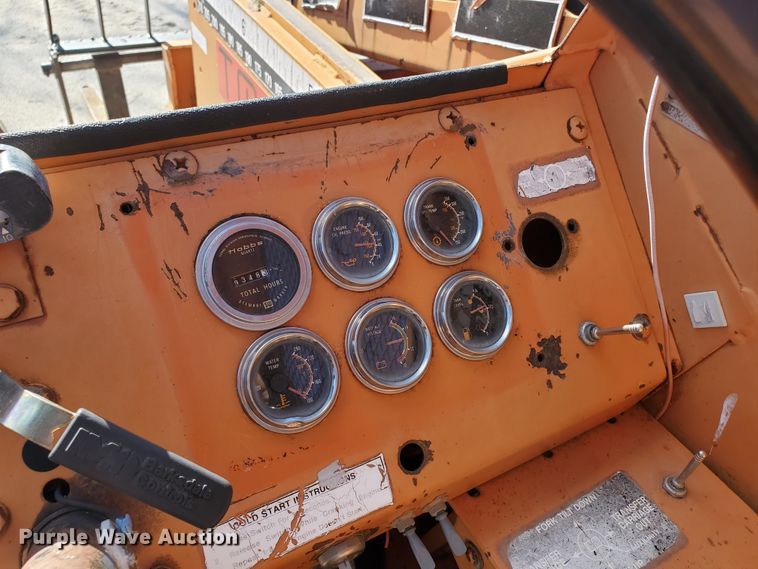 image for item IH9272 Lull 844B Highlander  telehandler