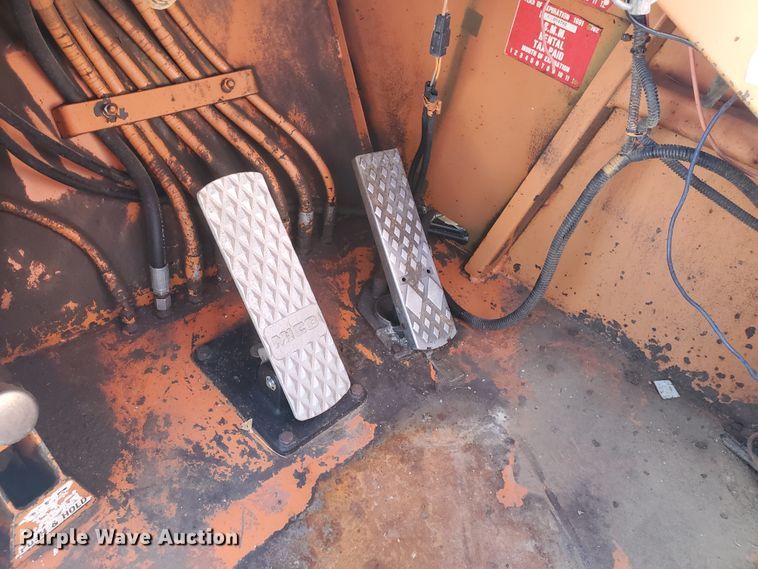 image for item IH9272 Lull 844B Highlander  telehandler