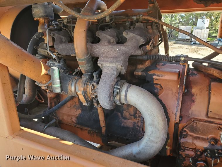 image for item IH9272 Lull 844B Highlander  telehandler