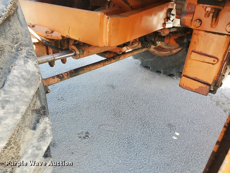 image for item IH9272 Lull 844B Highlander  telehandler