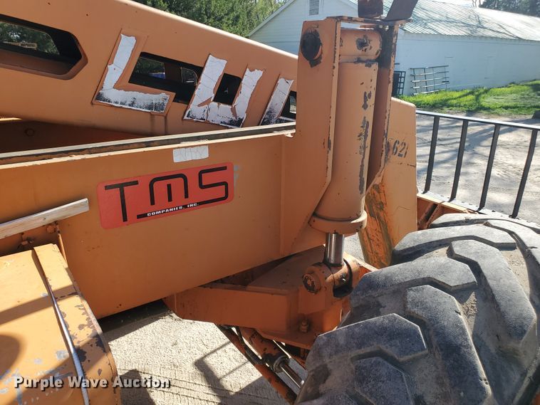 image for item IH9272 Lull 844B Highlander  telehandler