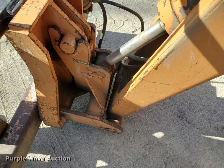 image for item IH9272 Lull 844B Highlander  telehandler