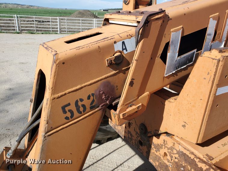 image for item IH9272 Lull 844B Highlander  telehandler