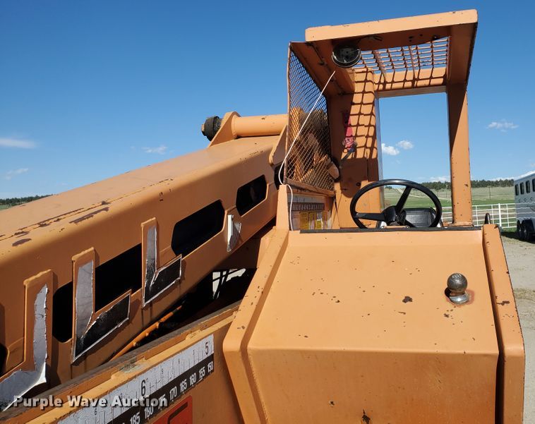 image for item IH9272 Lull 844B Highlander  telehandler