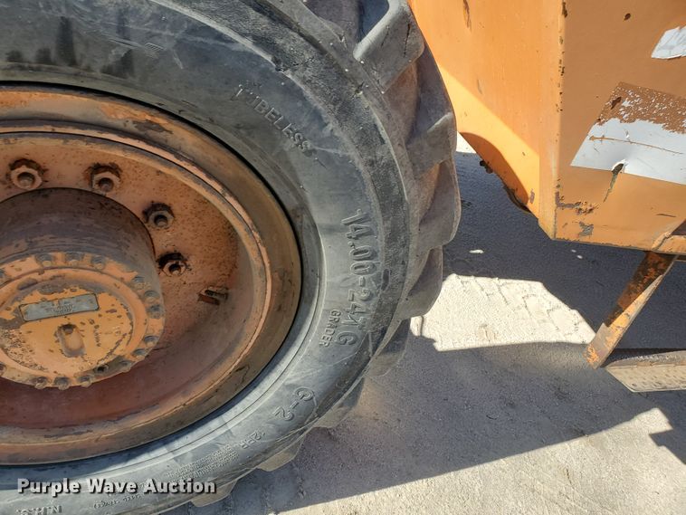 image for item IH9272 Lull 844B Highlander  telehandler