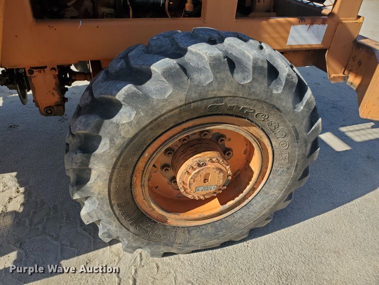 image for item IH9272 Lull 844B Highlander  telehandler