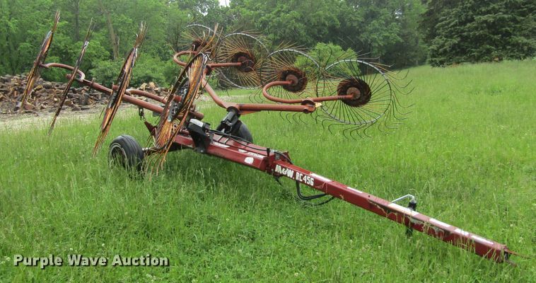 image for item IL9372 M&W RC456  hay rake