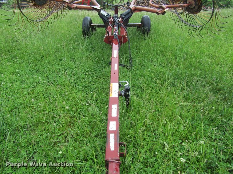 image for item IL9372 M&W RC456  hay rake