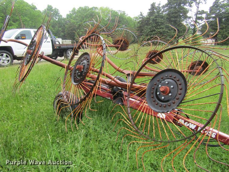 image for item IL9372 M&W RC456  hay rake