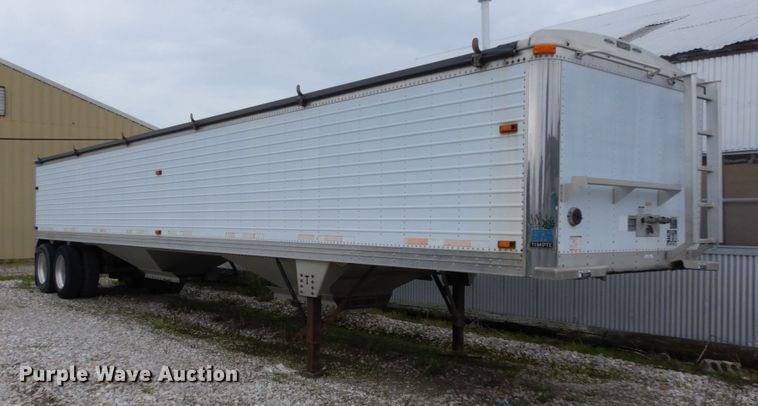 image for item IL9428 2004 Timpte  grain trailer