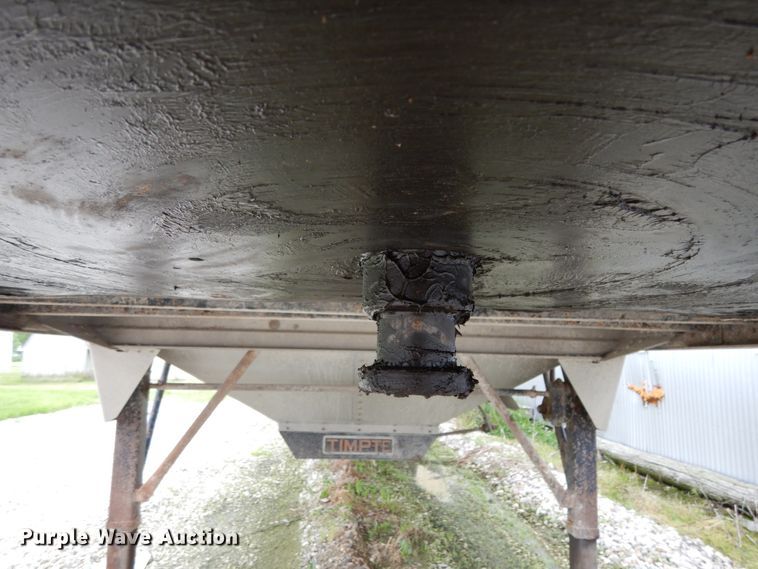 image for item IL9428 2004 Timpte  grain trailer