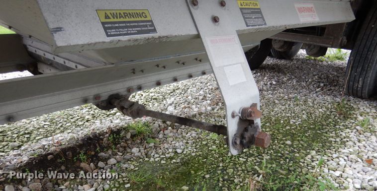image for item IL9428 2004 Timpte  grain trailer