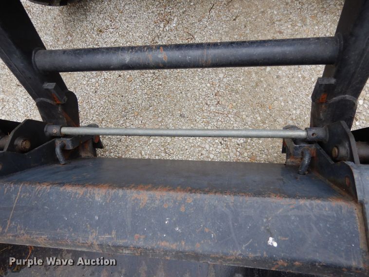 image for item IL9431 2001 New Holland TN65  MFWD tractor