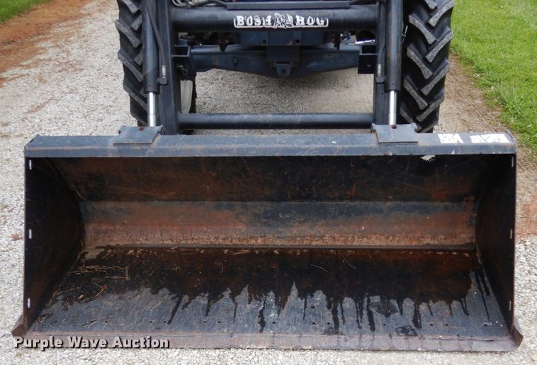 image for item IL9431 2001 New Holland TN65  MFWD tractor