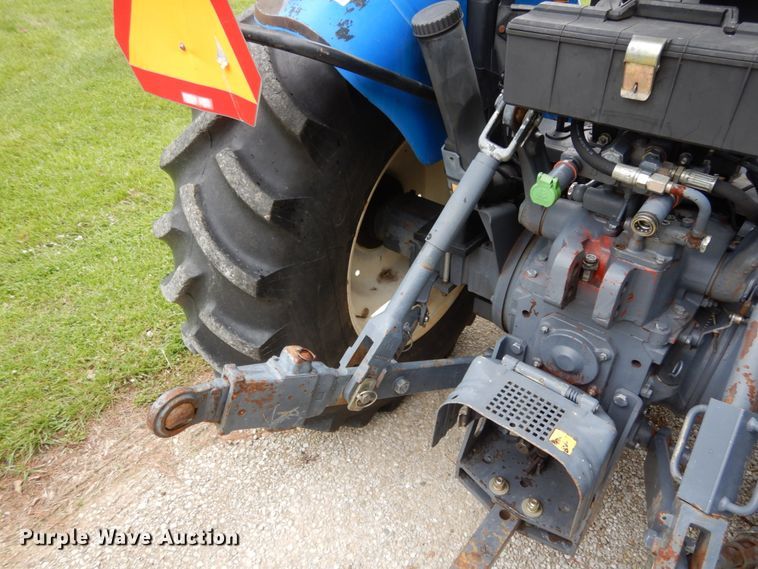 image for item IL9431 2001 New Holland TN65  MFWD tractor