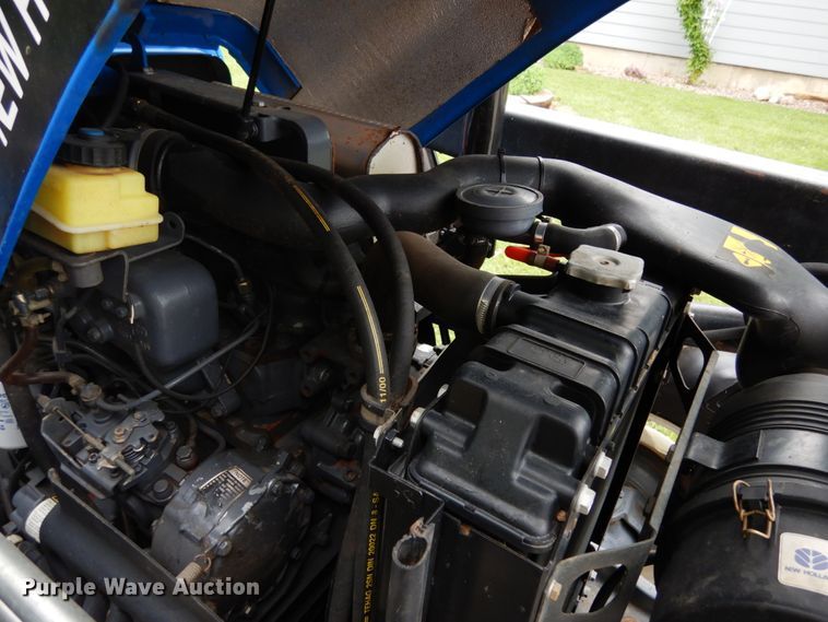 image for item IL9431 2001 New Holland TN65  MFWD tractor