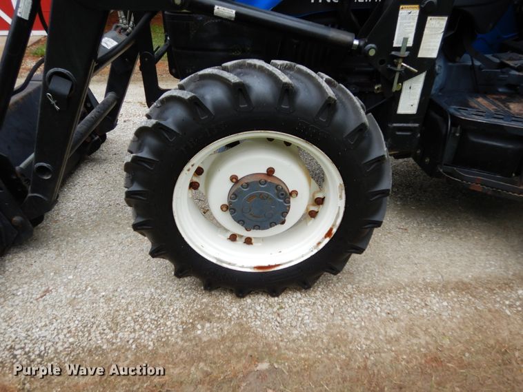 image for item IL9431 2001 New Holland TN65  MFWD tractor