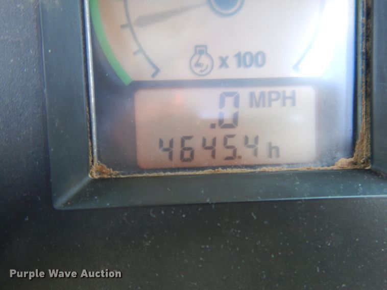 image for item IL9433 1993 John Deere 8970  4WD tractor