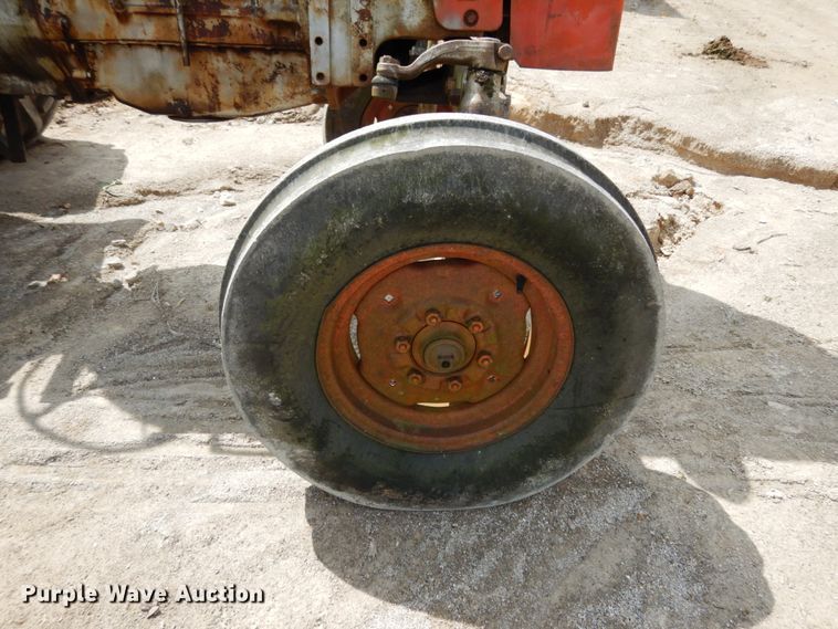 image for item IL9434 Massey Ferguson  tractor